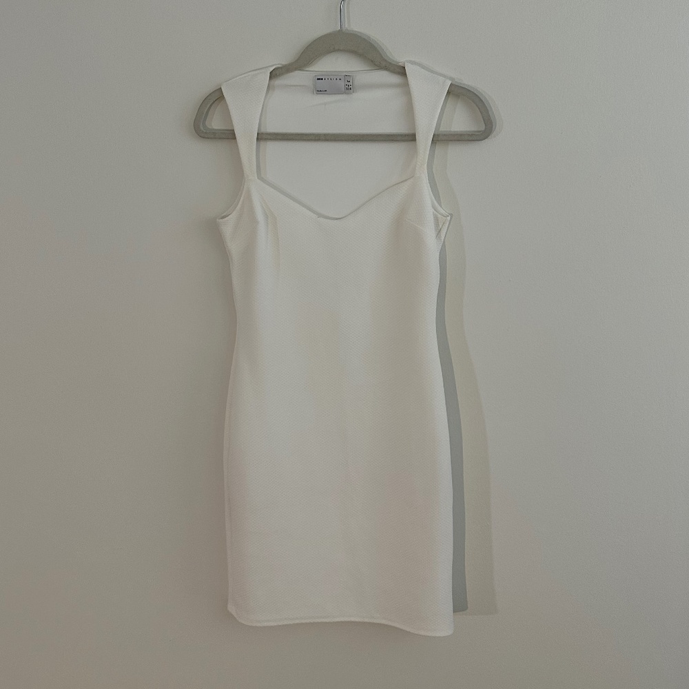 NWOT: Tall Asos Size 4 White Cocktail Mini Bodycon Dress